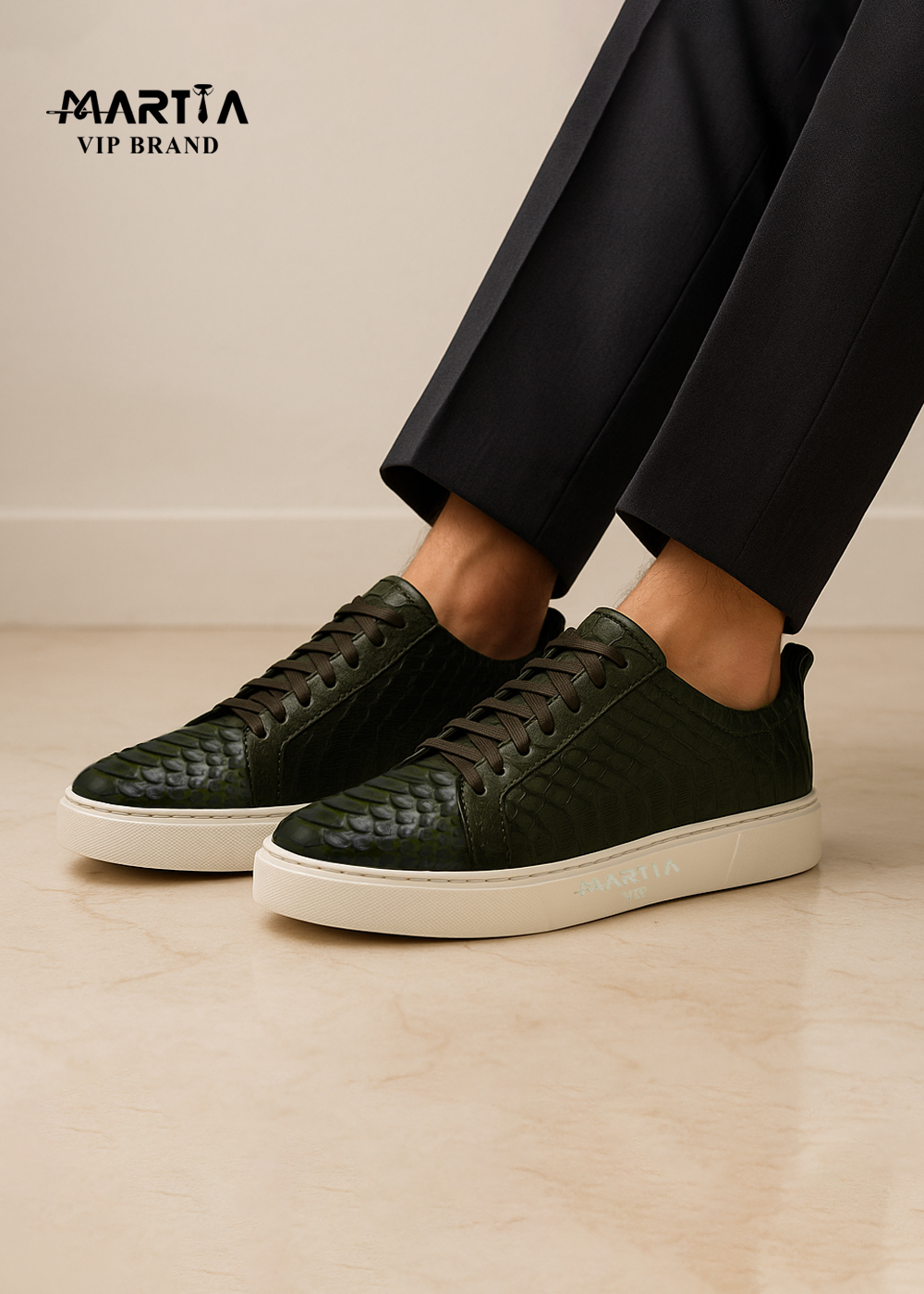 کتانی اسنیکر تمام چرم پیتون ایتالیایی کد21